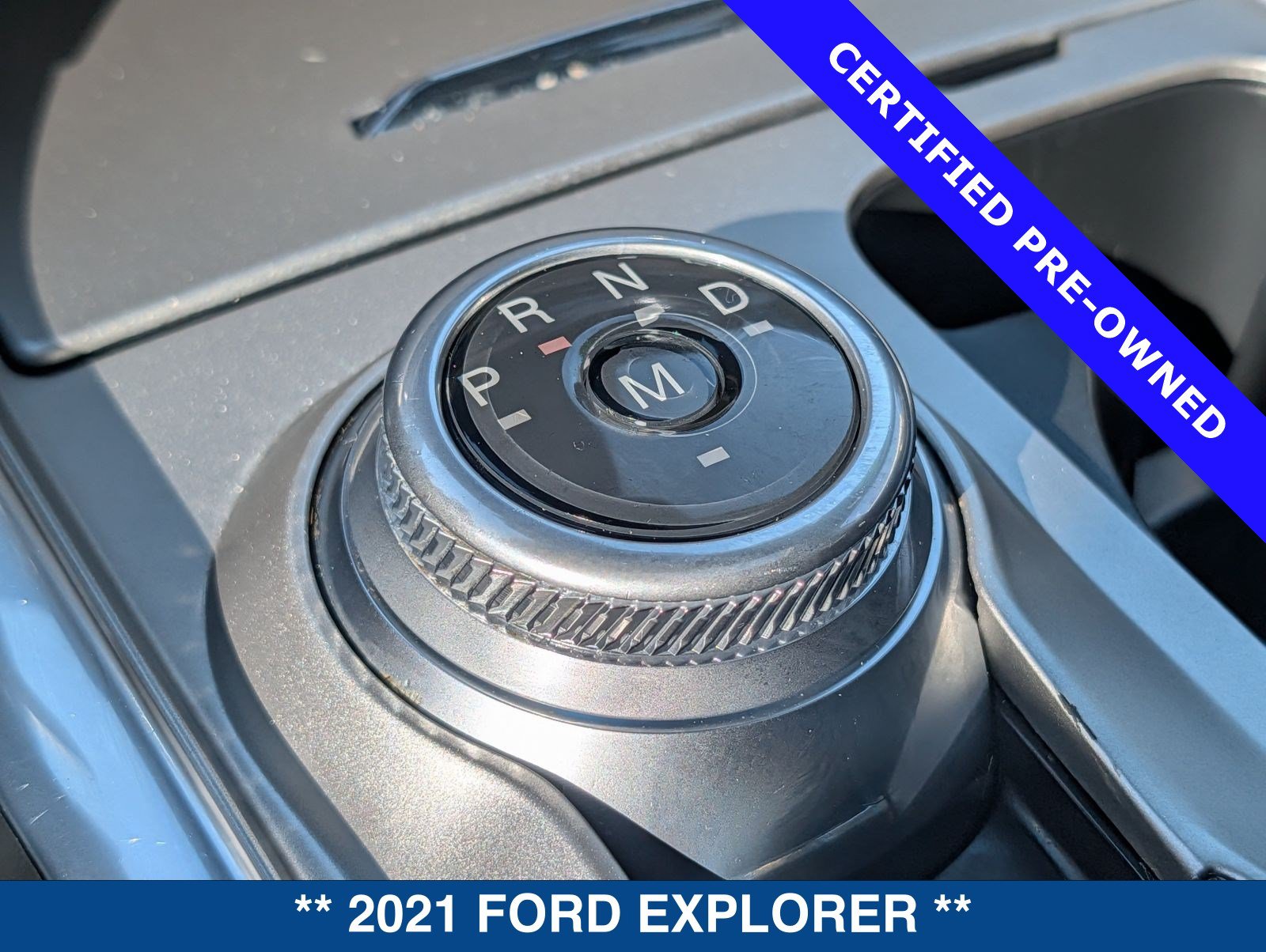 Certified 2021 Ford Explorer XLT w/ Equipment Group 202A AWD/4WD image 35