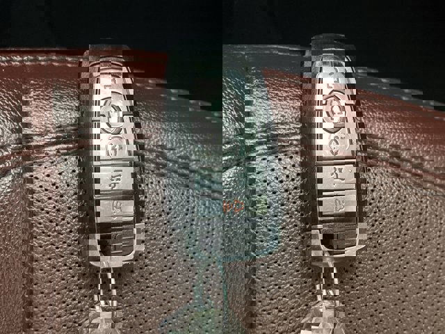 Certified 2024 Ford Expedition Limited image 32