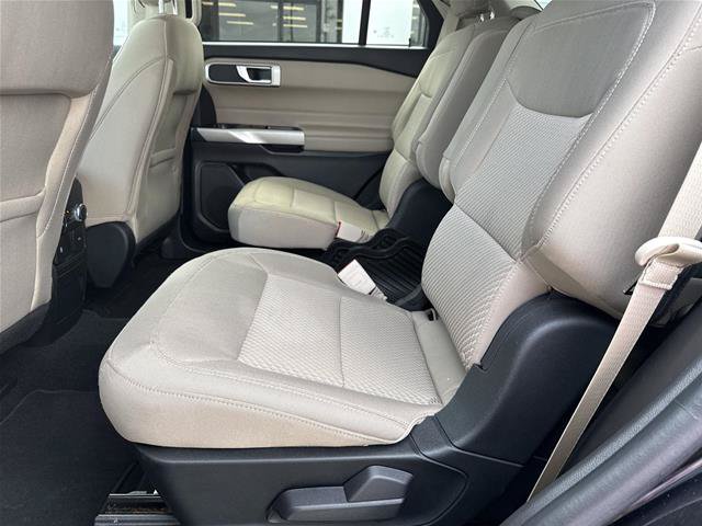 Certified 2022 Ford Explorer XLT AWD/4WD image 5