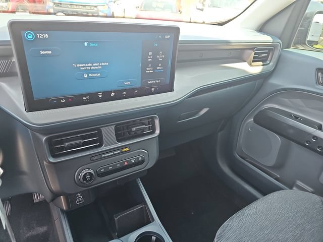 Certified 2025 Ford Maverick XL FWD image 23