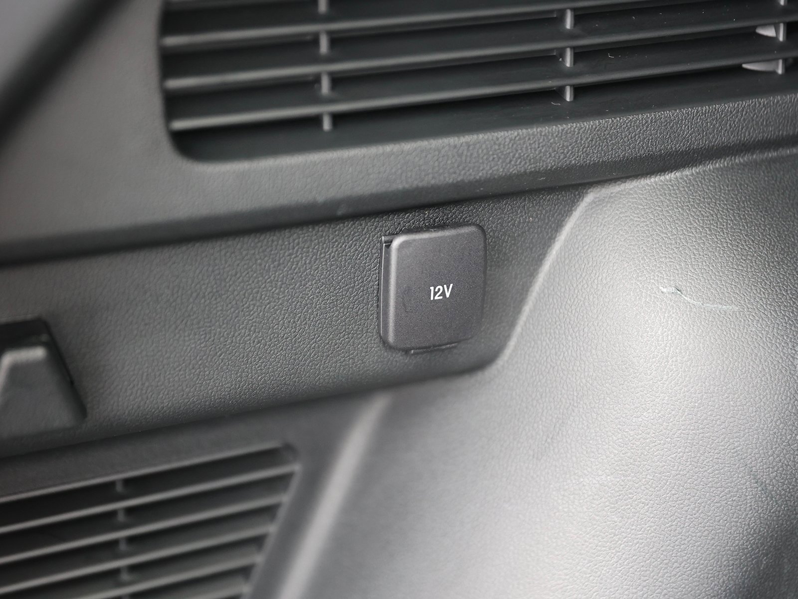 Certified 2022 Ford Escape SEL w/ SEL Stealth AWD Package image 15