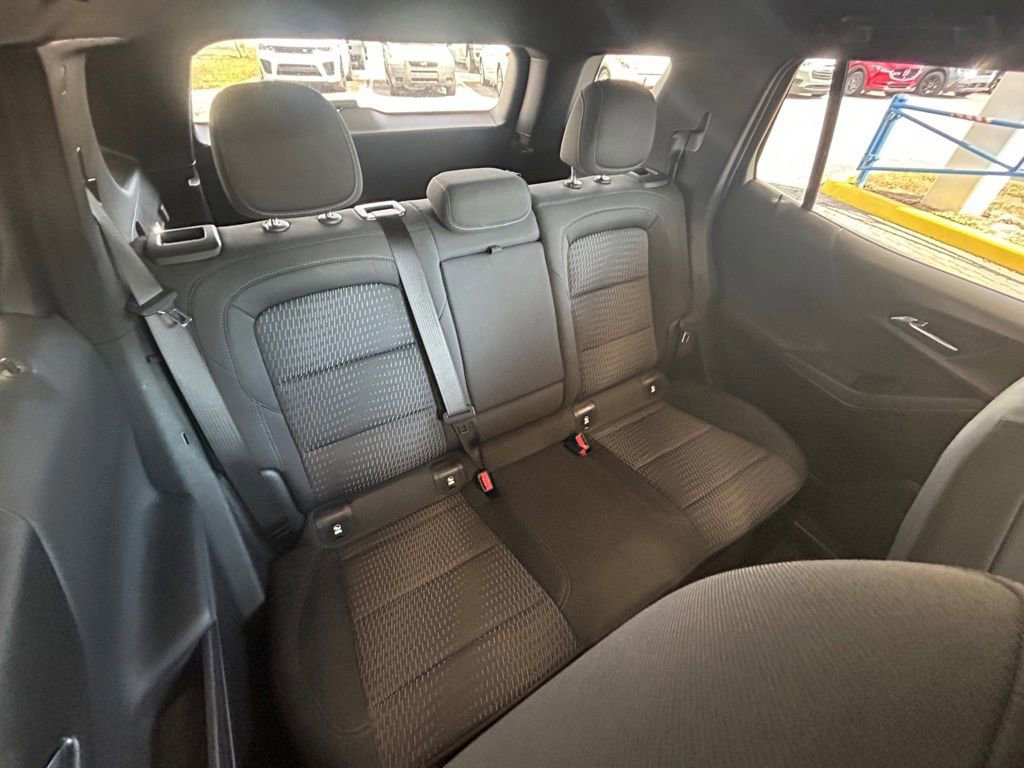 Used 2025 Chevrolet Equinox LT image 29
