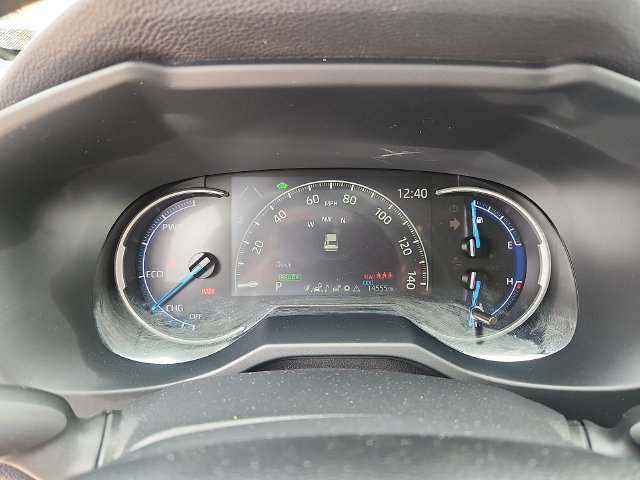 Used 2025 Toyota RAV4 LE AWD/4WD image 10