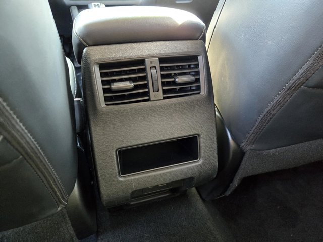 Used 2024 Mitsubishi Outlander SE AWD/4WD image 11