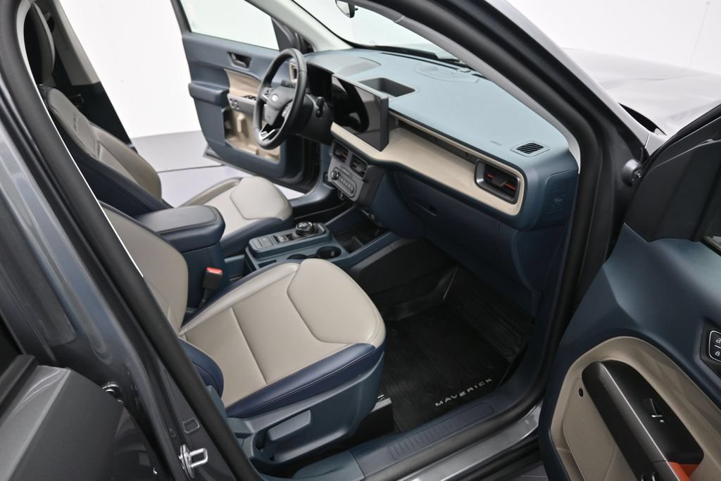 Certified 2025 Ford Maverick Lariat AWD/4WD image 34