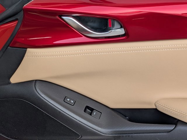 Used 2019 MAZDA MX-5 Miata RF Grand Touring image 28