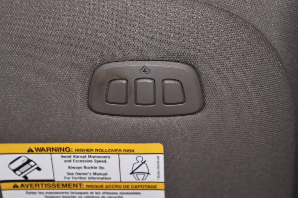 Certified 2020 Ford F350 Lariat w/ Tremor Off-Road Package image 39