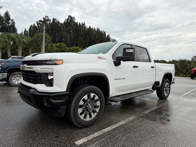 Used 2024 Chevrolet Silverado 2500 Custom w/ Custom Value Package AWD/4WD image 3