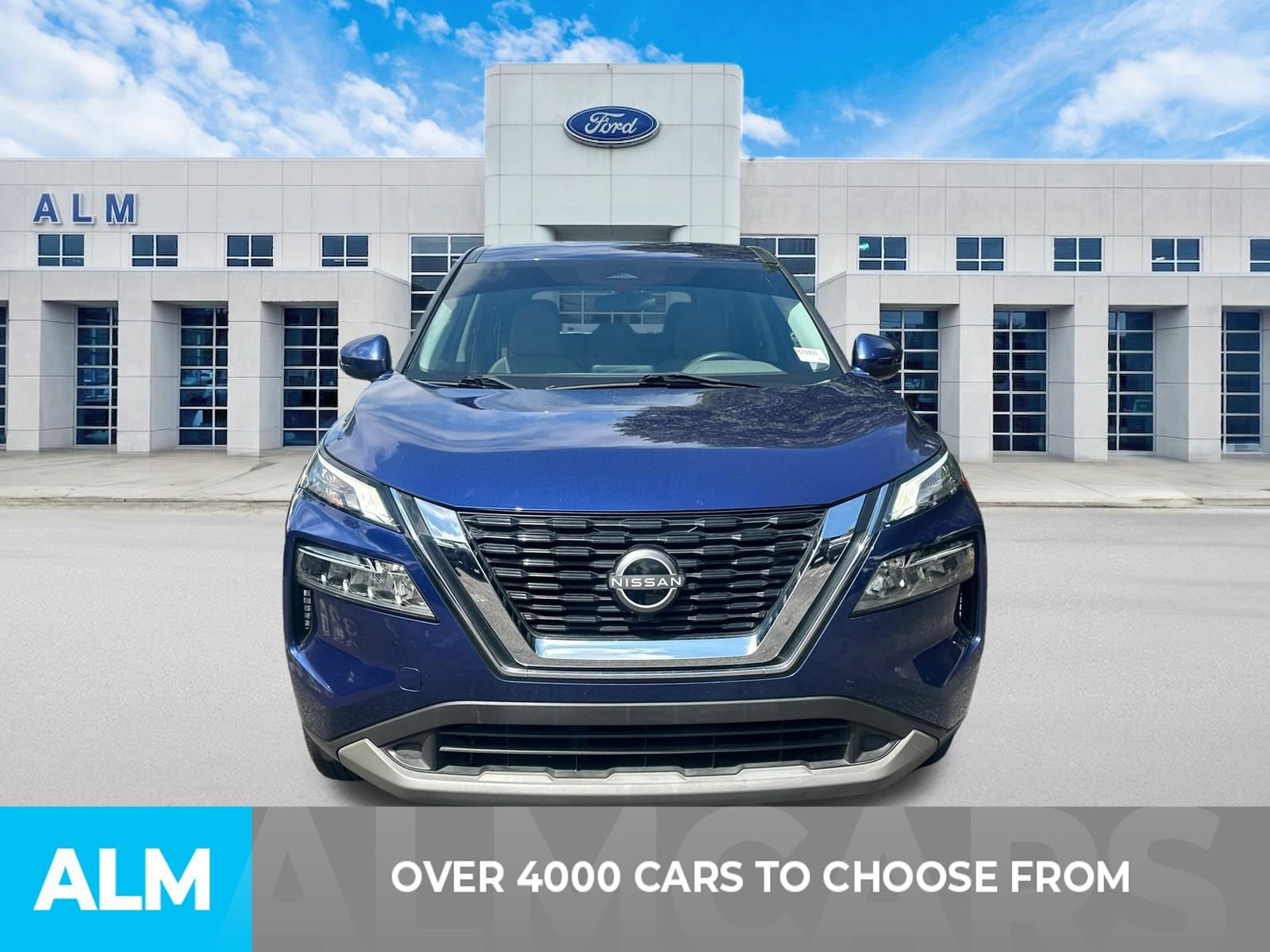 Used 2023 Nissan Rogue SV FWD video 2