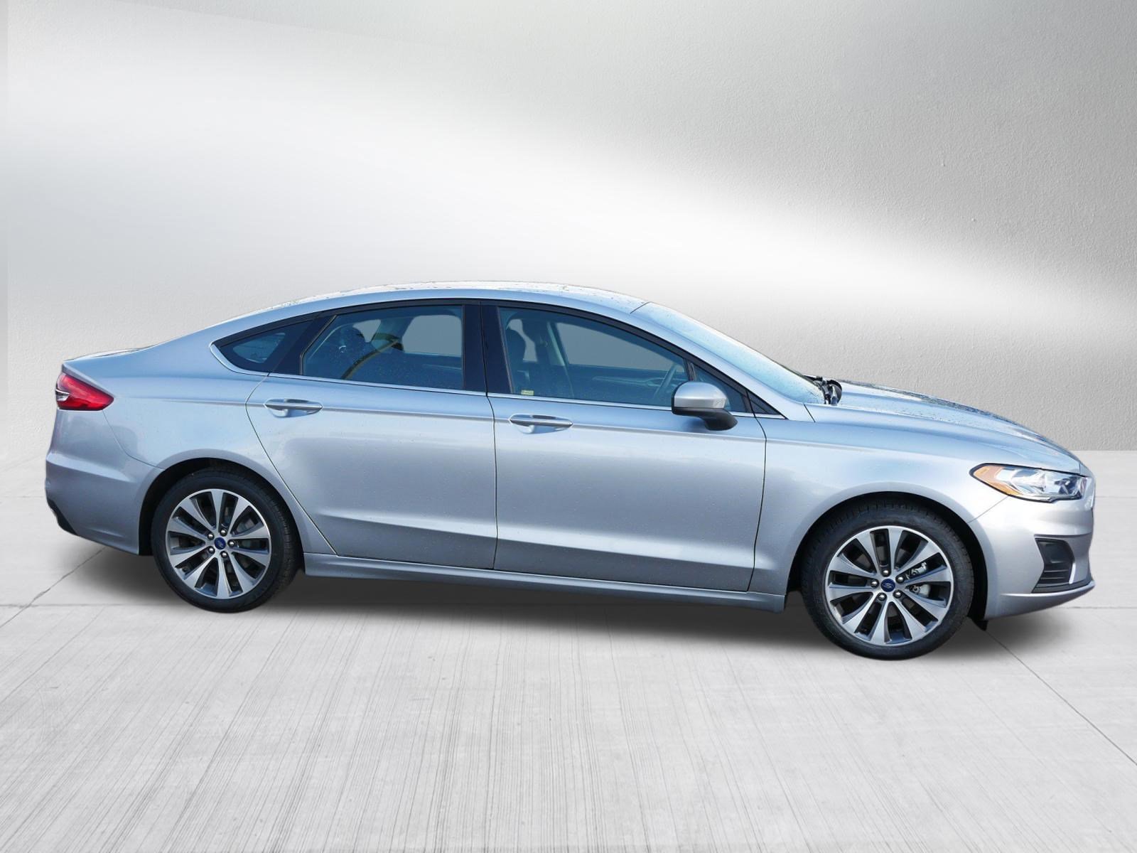 Certified 2020 Ford Fusion SE AWD/4WD image 8