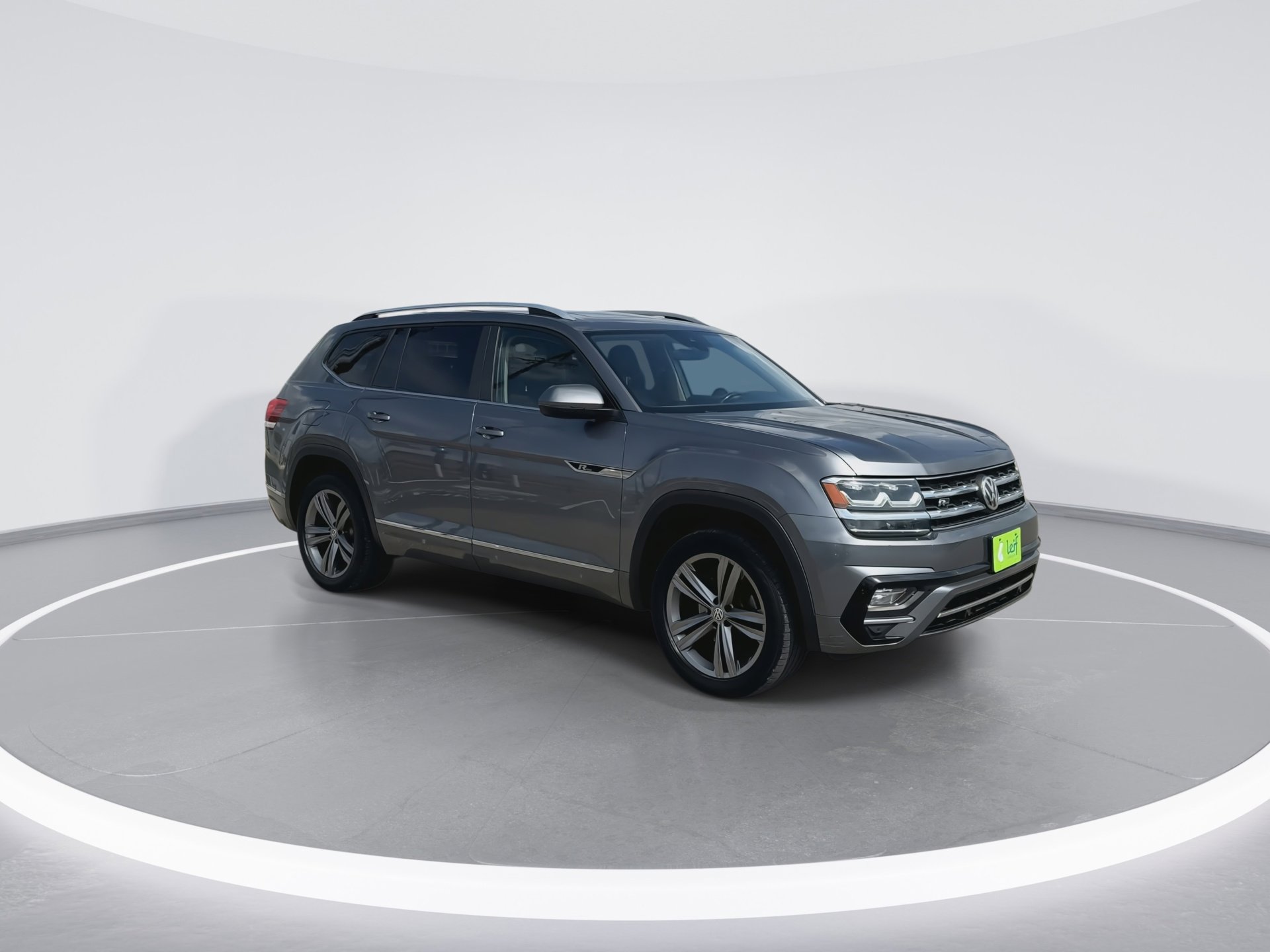 Used 2019 Volkswagen Atlas SEL R-Line image 2