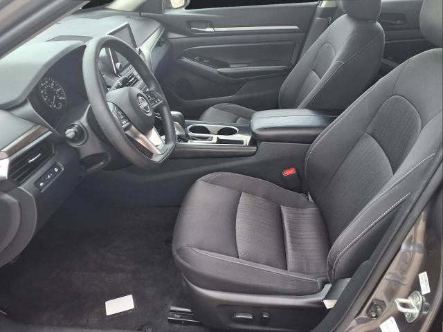 Used 2023 Nissan Altima 2.5 SV FWD image 17