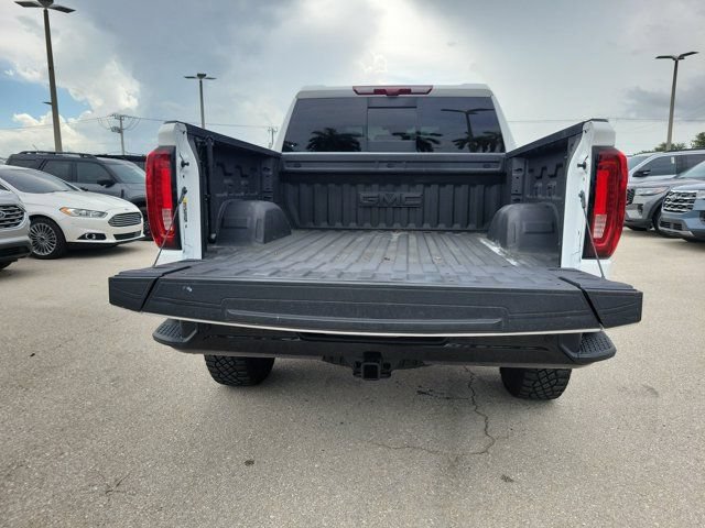 Used 2025 GMC Sierra 1500 AT4X AWD/4WD image 10