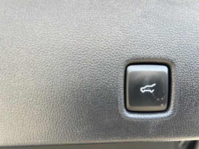 Certified 2024 Ford Escape ST-Line Select AWD/4WD image 24