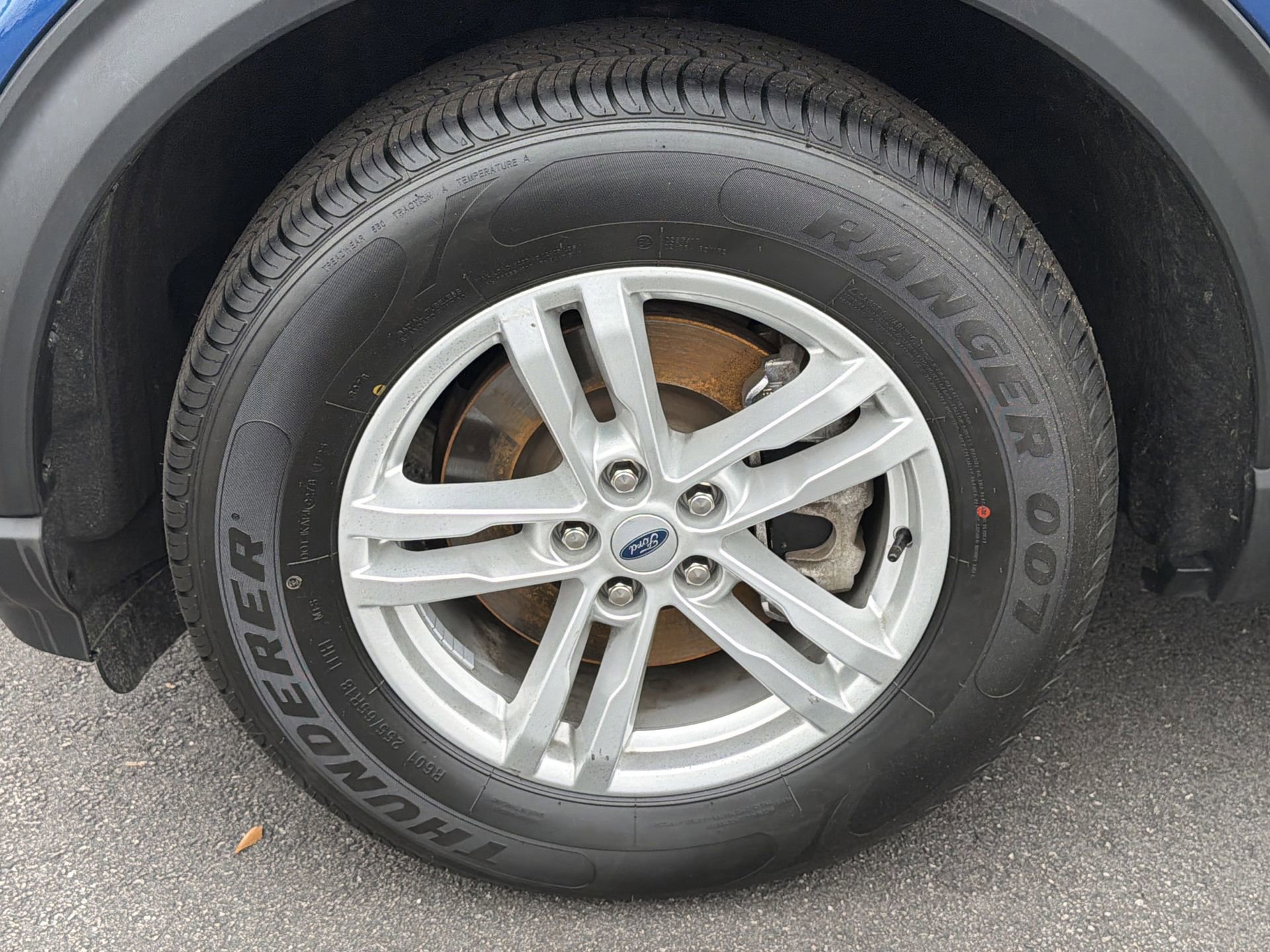 Certified 2022 Ford Explorer XLT w/ Equipment Group 202A image 35