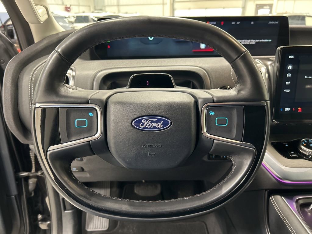 Certified 2025 Ford Expedition Platinum image 15