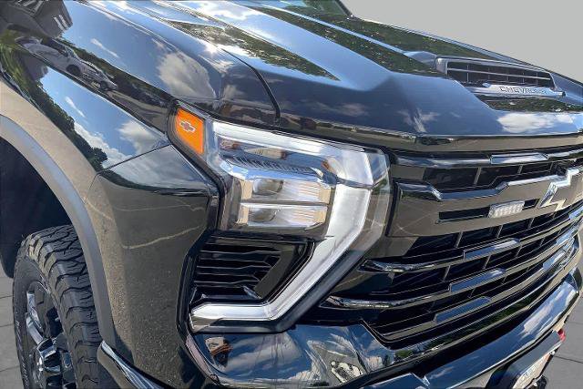 Used 2026 Chevrolet Silverado 3500 LTZ w/ LTZ Plus Package AWD/4WD image 27