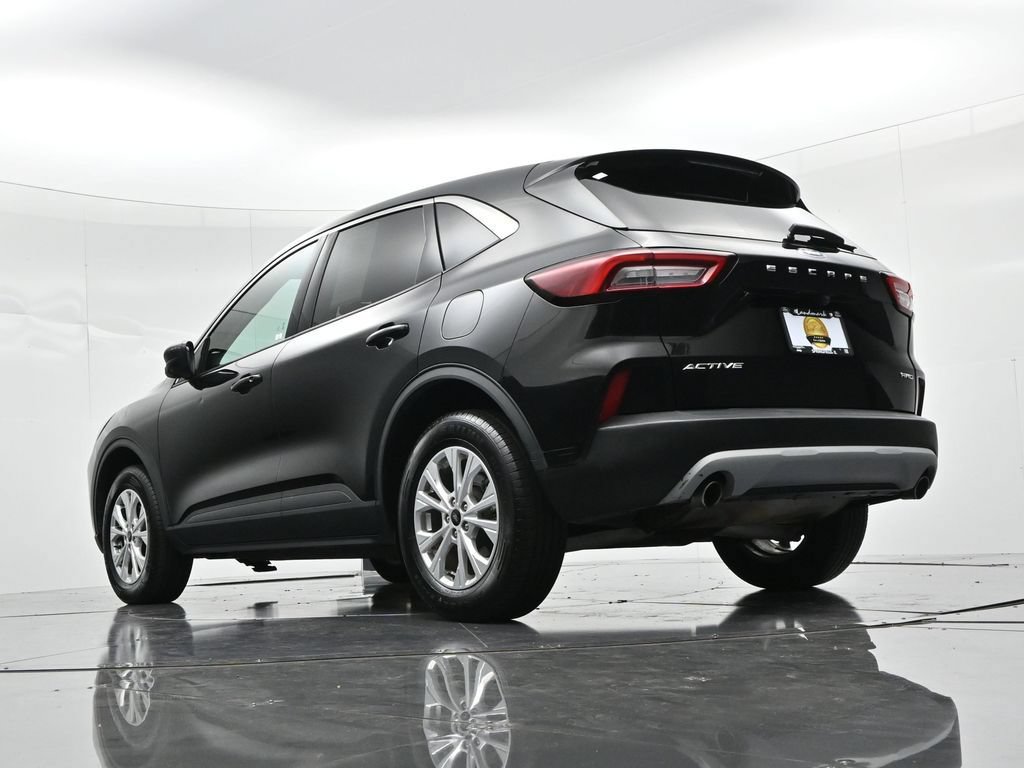 Certified 2024 Ford Escape Active AWD/4WD image 19