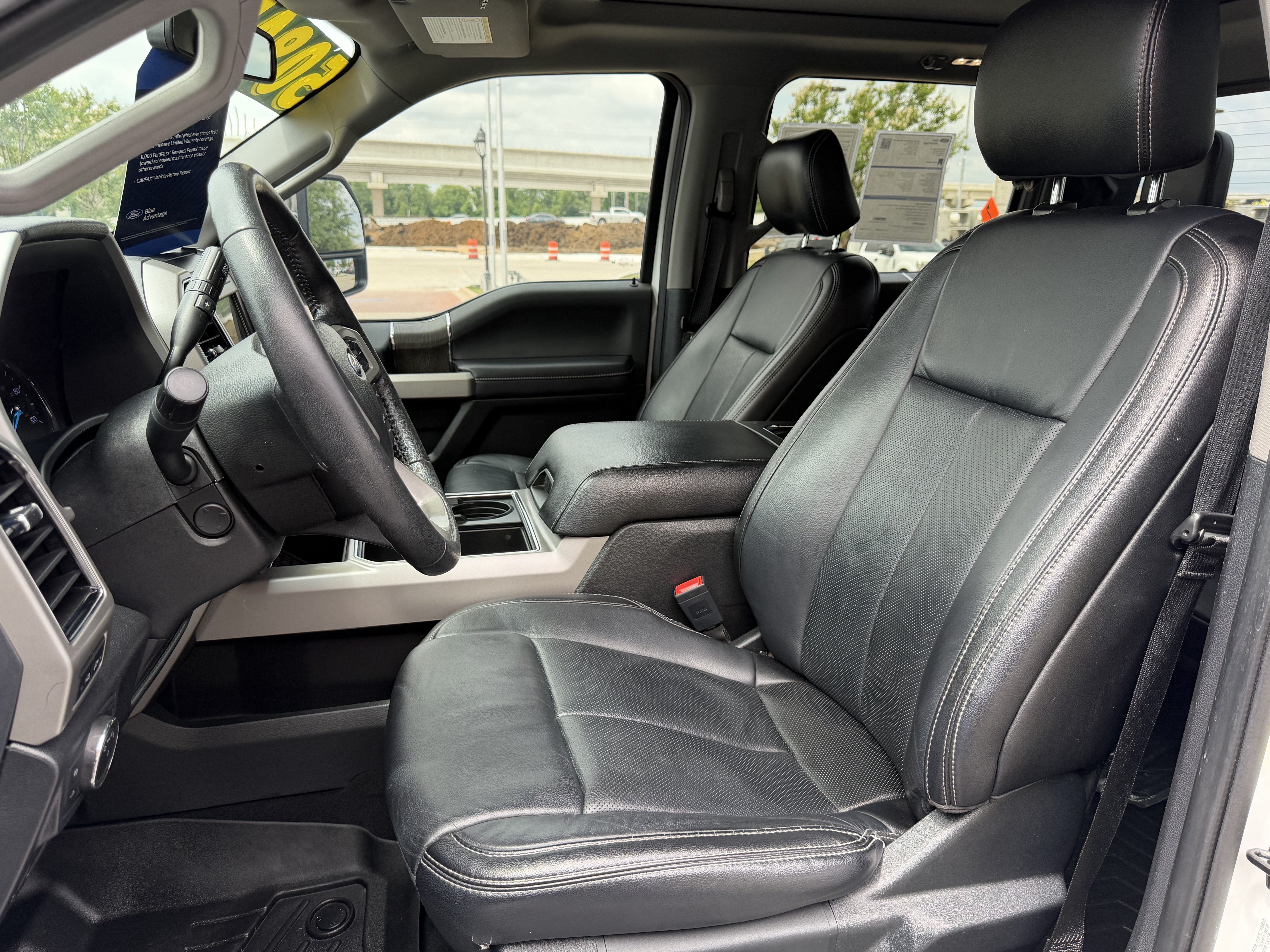 Certified 2020 Ford F250 Lariat w/ Lariat Ultimate Package AWD/4WD image 30