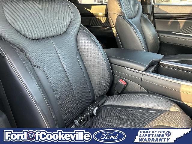 Used 2023 Hyundai Palisade Calligraphy image 18