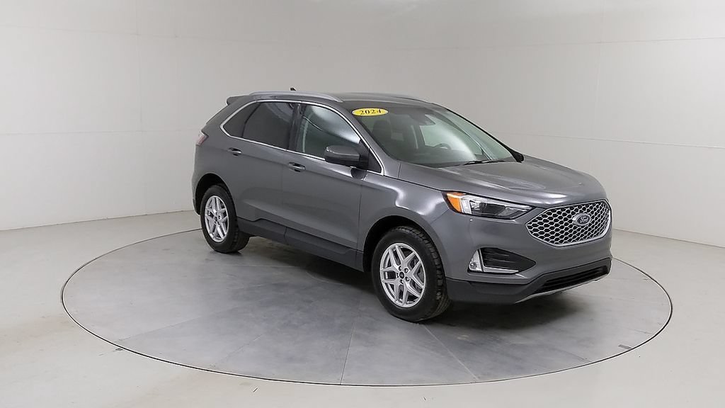 Certified 2024 Ford Edge SEL w/ Convenience Package AWD/4WD image 10