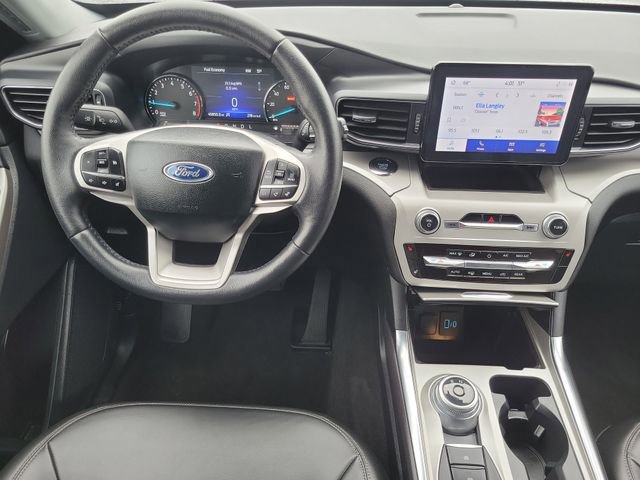 Certified 2024 Ford Explorer XLT w/ Equipment Group 202A image 28