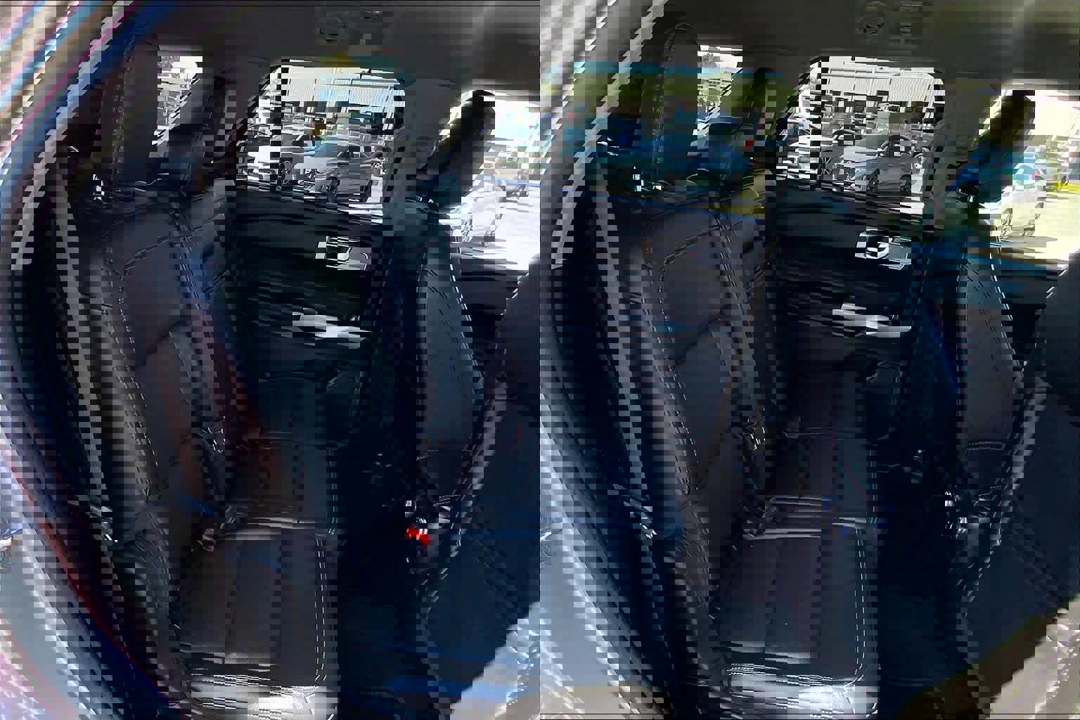 Certified 2023 Ford Explorer Limited image 20