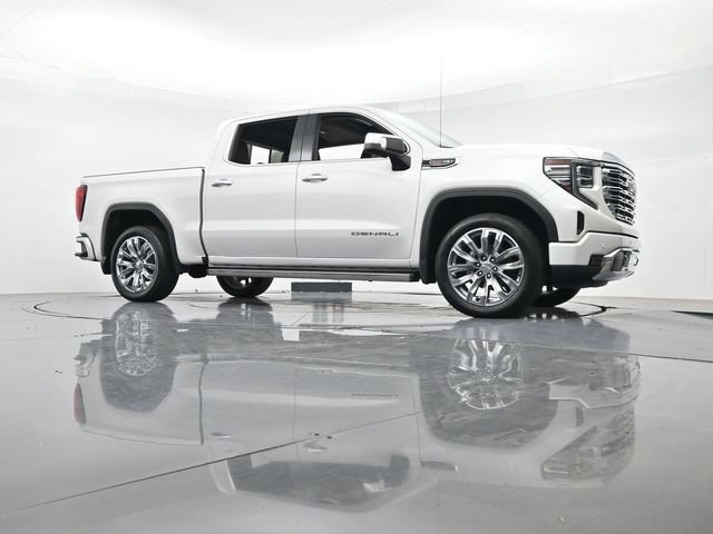 Used 2023 GMC Sierra 1500 Denali w/ Denali Reserve Package AWD/4WD image 43