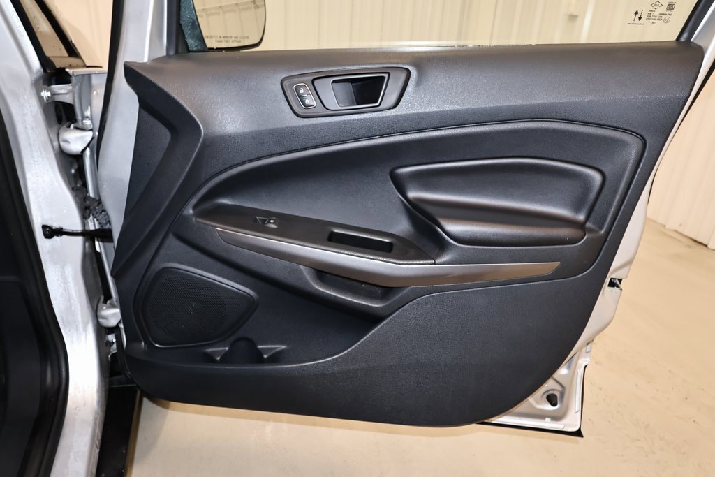 Certified 2022 Ford EcoSport SES w/ Interior Protection Package image 19