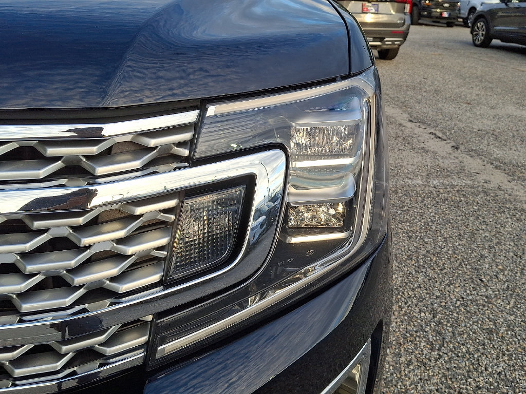 Certified 2021 Ford Expedition Platinum AWD/4WD image 10