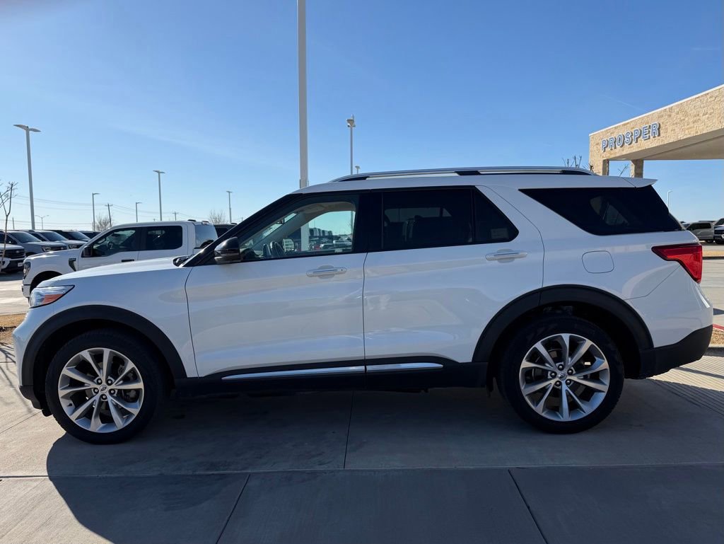 Certified 2023 Ford Explorer Platinum w/ Technology Package image 3