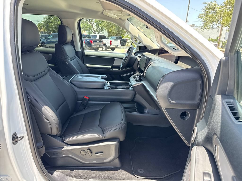 Certified 2025 Ford Expedition Max Active RWD image 29