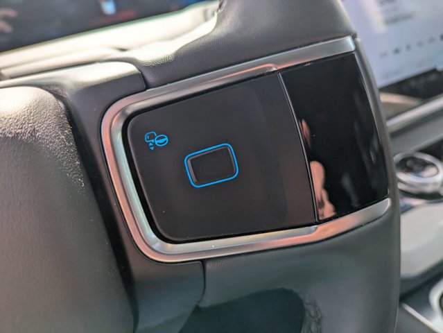 Certified 2025 Ford Expedition Active image 19