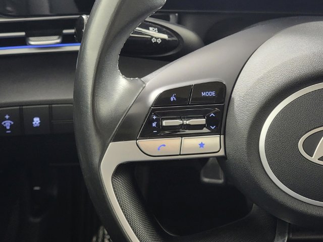 Used 2024 Hyundai Elantra Limited FWD image 26