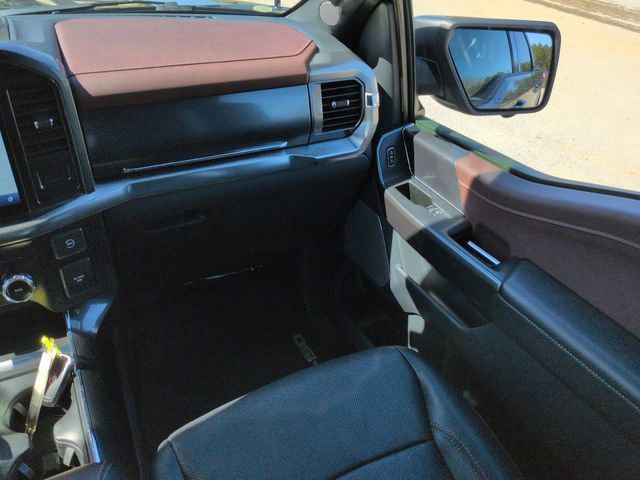 Certified 2022 Ford F150 Lariat w/ Equipment Group 502A High image 21