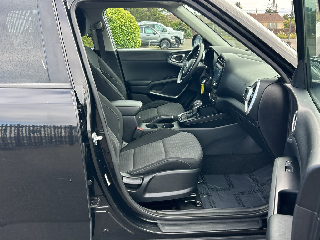 Used 2020 Kia Soul S FWD image 27