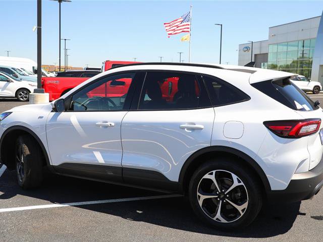 Certified 2025 Ford Escape ST-Line Select w/ Tech Pack #1 AWD/4WD image 15