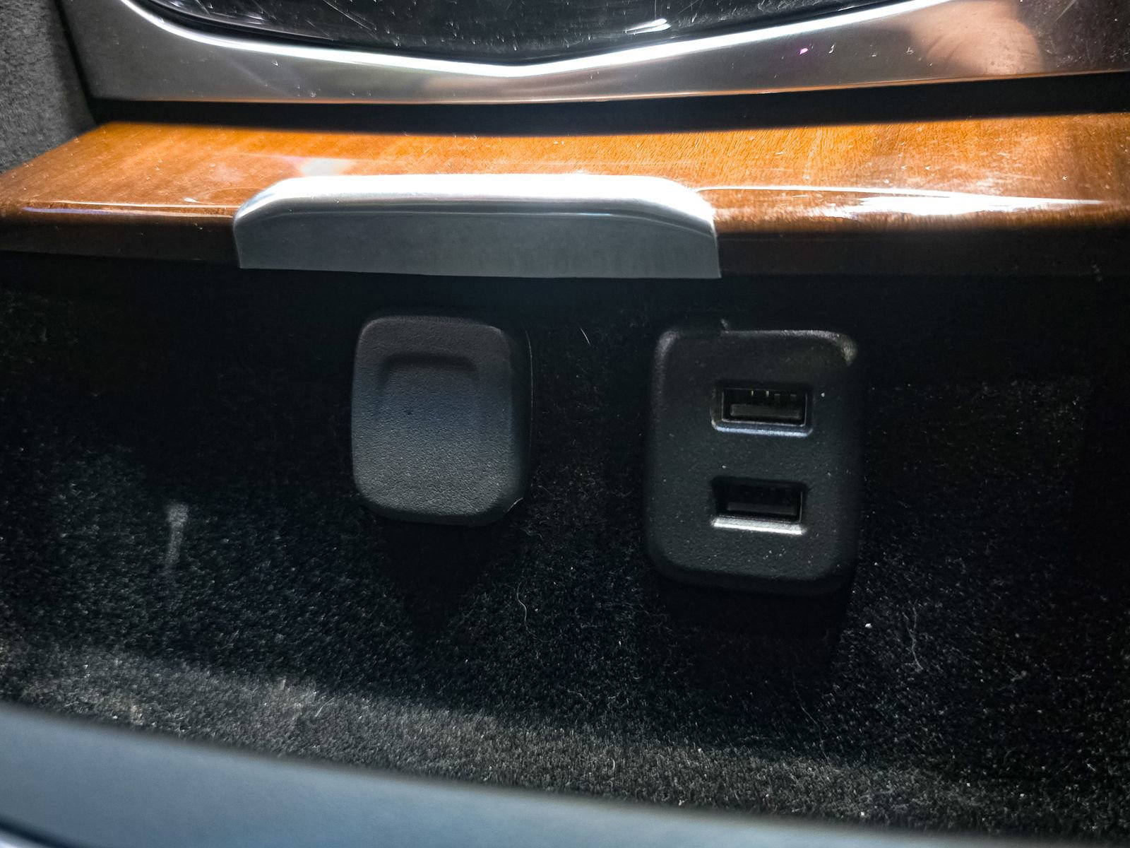 Used 2020 Cadillac Escalade 4WD image 31