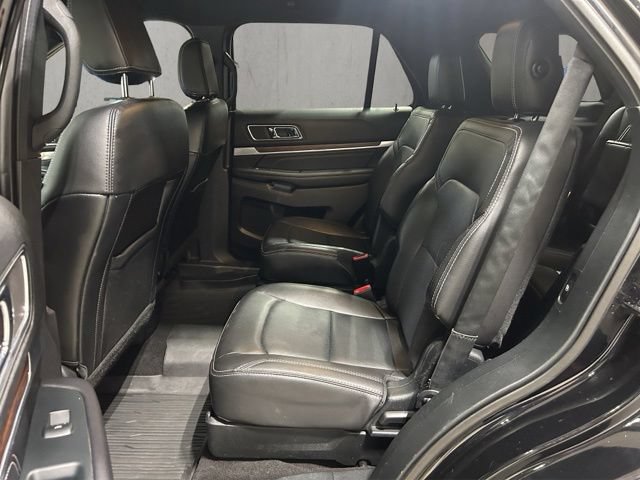 Certified 2018 Ford Explorer Limited w/ Equipment Group 301A AWD/4WD image 22