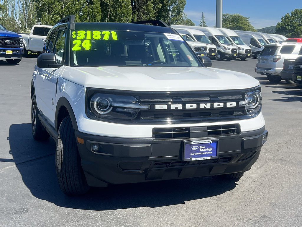 Certified 2024 Ford Bronco Sport Outer Banks w/ Tech Package AWD/4WD image 3