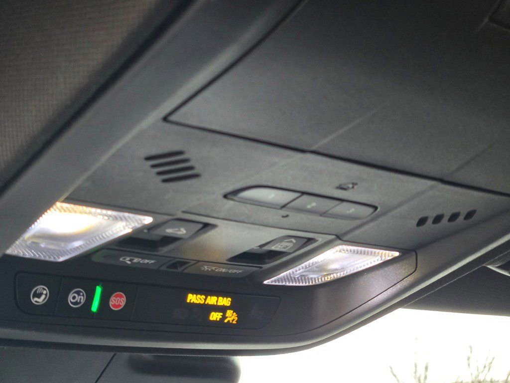 Used 2021 Cadillac XT4 Premium Luxury w/ Cold Weather Package image 31