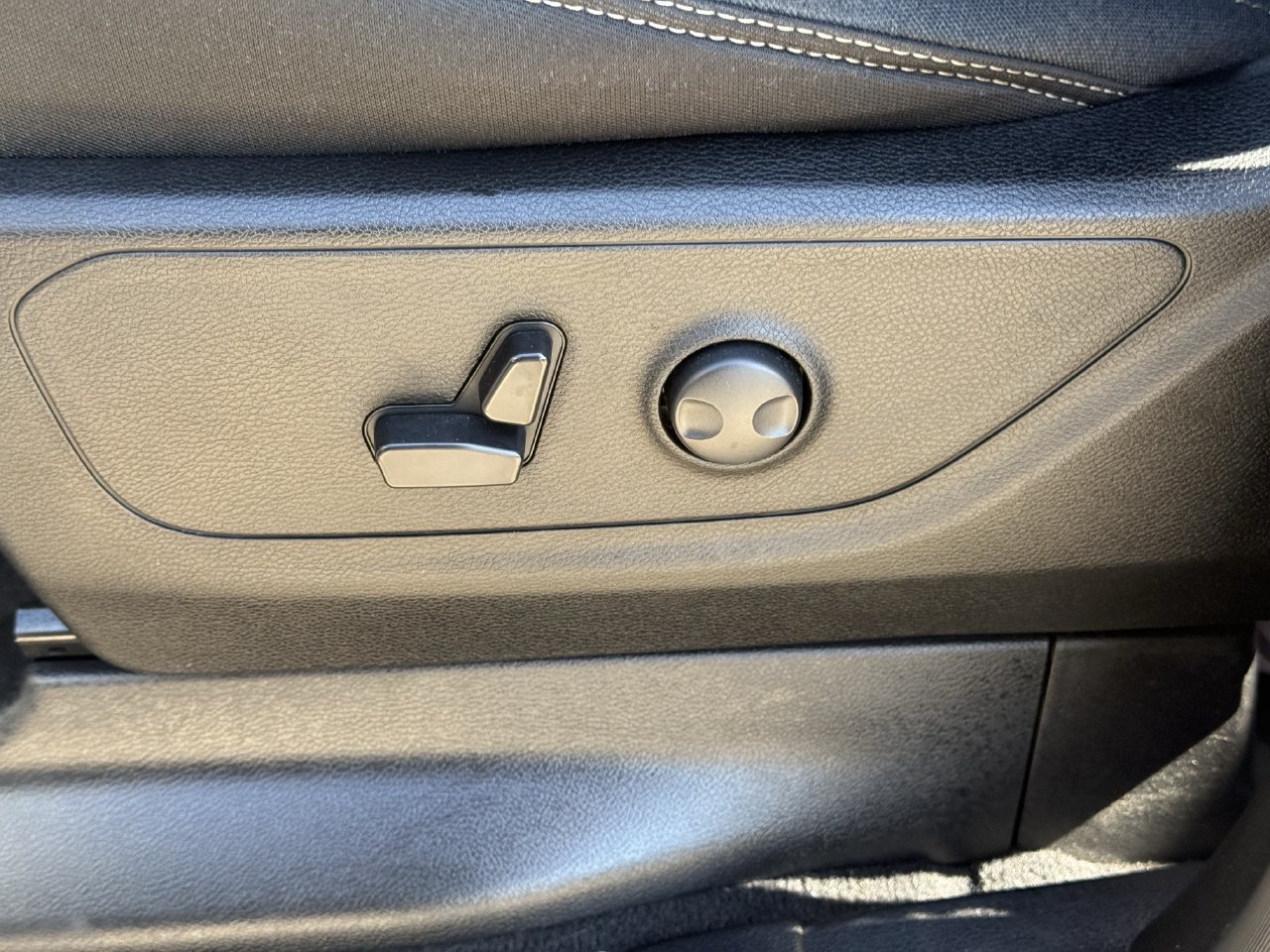 Used 2025 RAM 1500 Lone Star AWD/4WD image 24