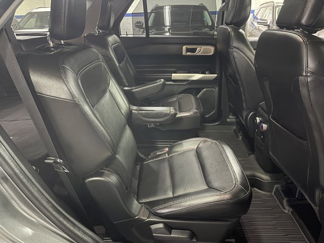 Certified 2025 Ford Transit 250 148 Medium Roof RWD image 22