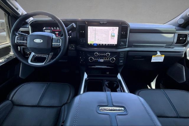 Certified 2025 Ford F250 Platinum w/ FX4 Off-Road Package AWD/4WD image 13