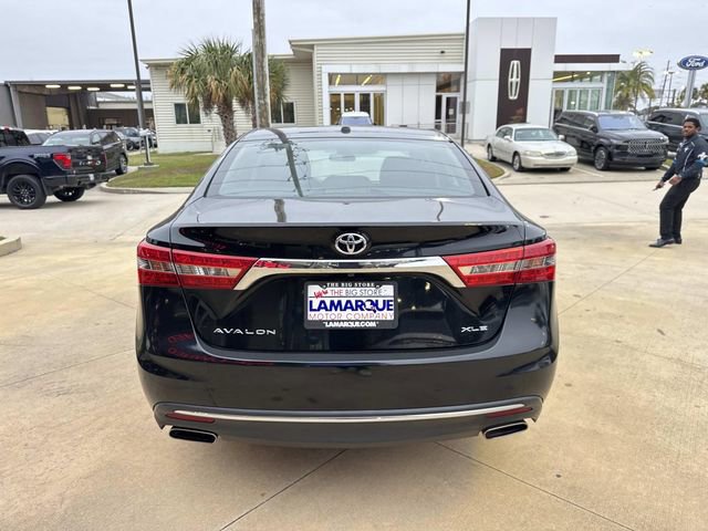 Used 2018 Toyota Avalon XLE image 7