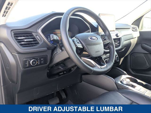 Certified 2022 Ford Escape Titanium w/ Class II Trailer Tow Package image 12