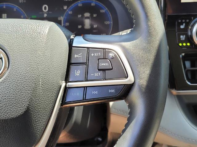 Used 2023 Toyota Highlander Limited AWD/4WD image 26