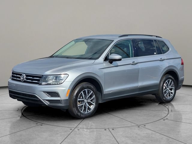 Used 2020 Volkswagen Tiguan SE AWD/4WD image 2