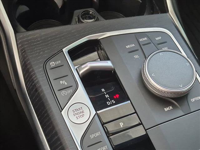 Used 2025 BMW 330i Sedan w/ Premium Package RWD image 12
