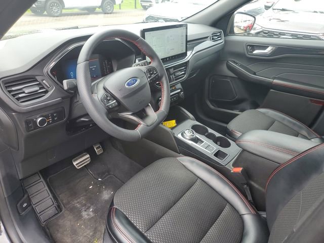 Certified 2024 Ford Escape ST-Line w/ Tech Pack #1 AWD/4WD image 15